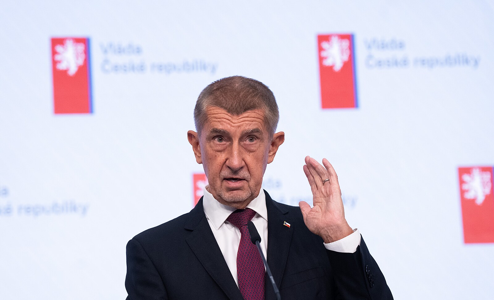 Prozření Babišovo? Premiér začíná chápat, že řečmi o míru se apokalypse nevyhneme | Názory