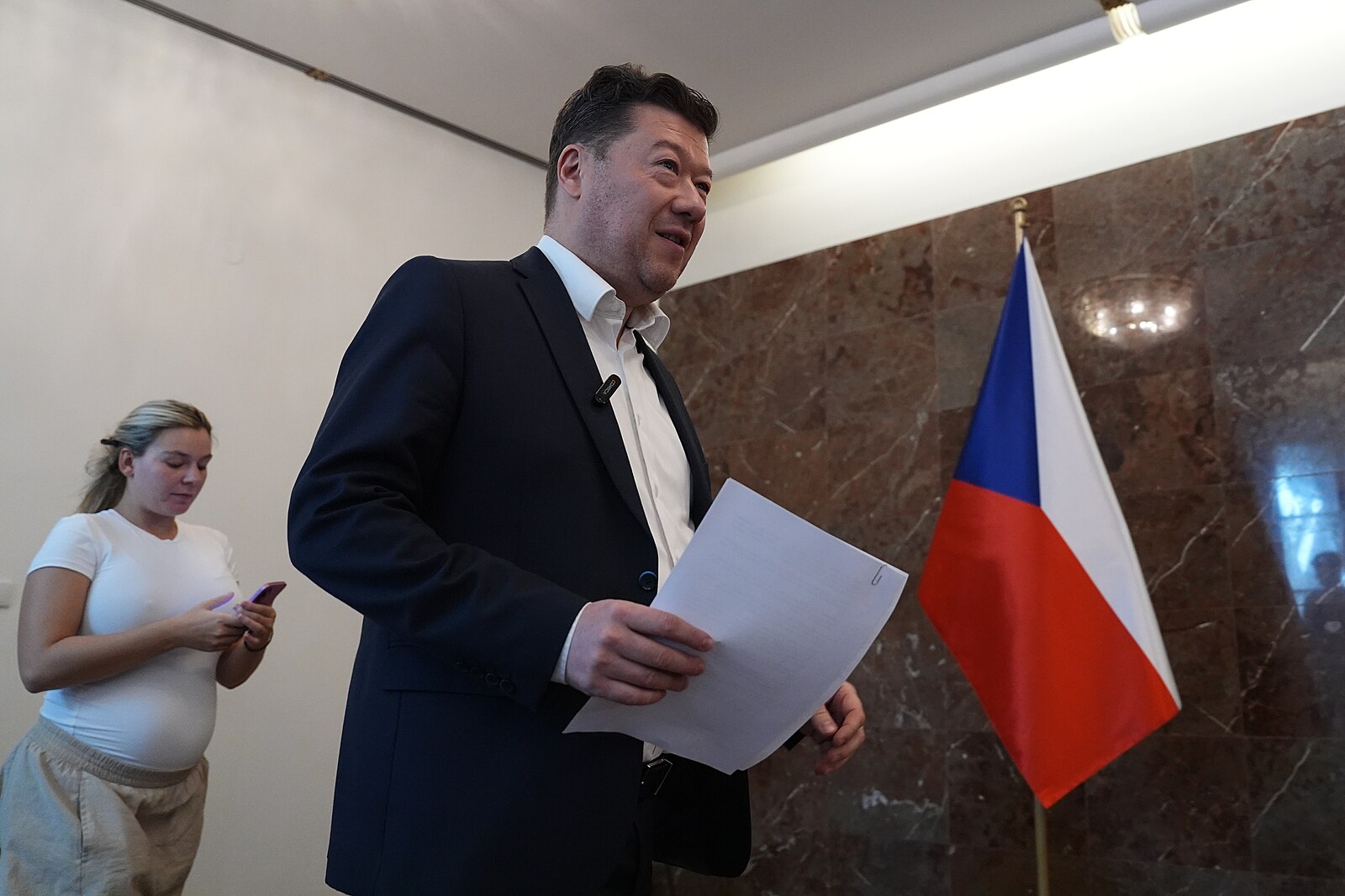 Začne boj poslanců o konec poplatků ČT. Datum závisí i na hlasování o vládě