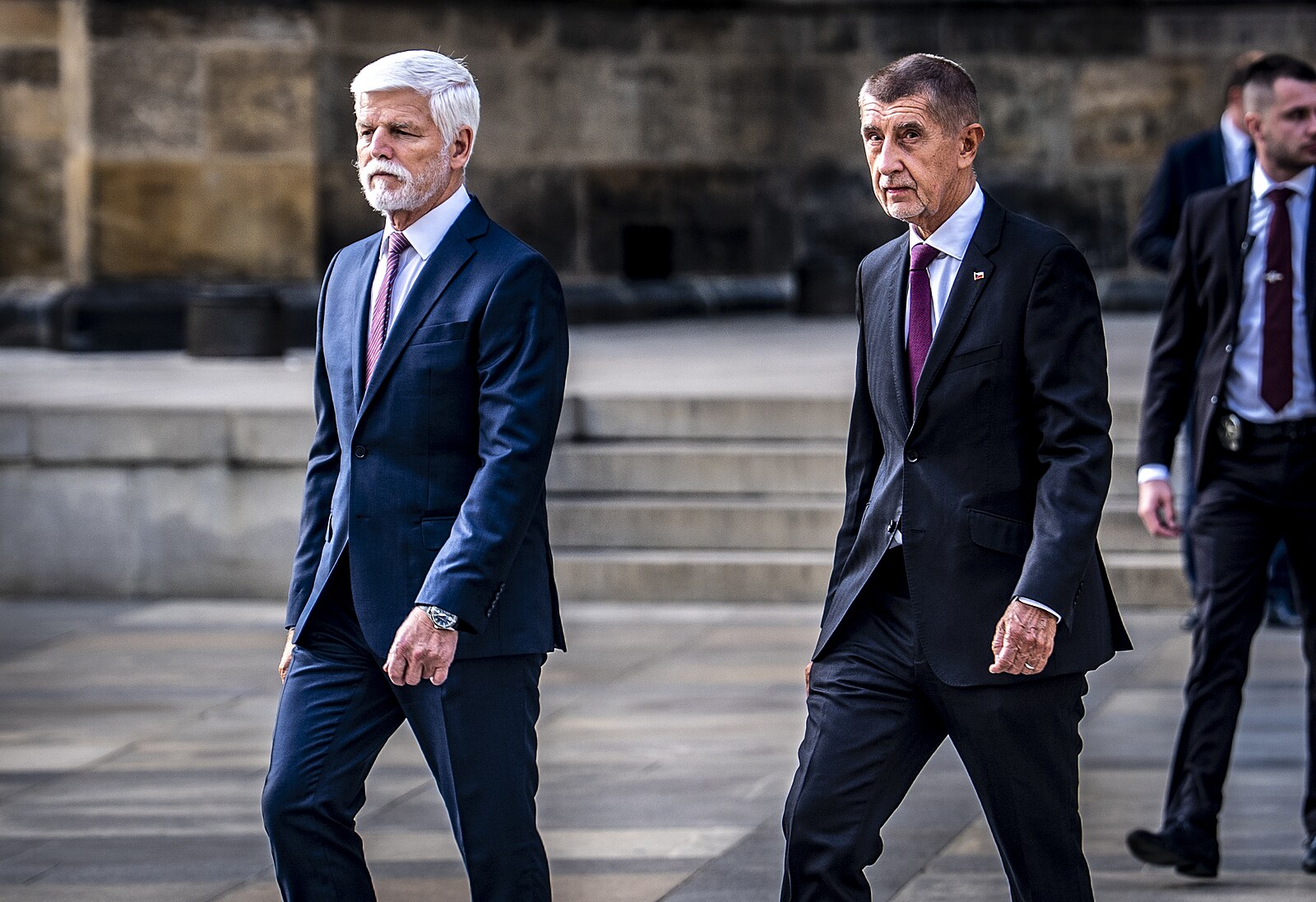 Babiš se bude s prezidentem Pavlem opět scházet dle potřeby. Je čas, aby to udělal i Macinka, míní