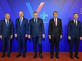 Premiér Andrej Babi� v Bratislav� jedná k s premiéry zemí Visegrádské �ty�ky a...