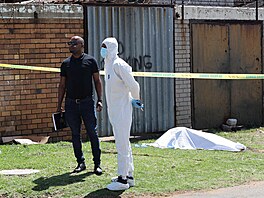 Policie v jihoafrickém Johannesburgu vy�et�uje vra�du �eny. (15. zá�í 2026)