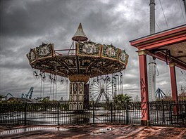 Historie místa p�itom není p�íb�hem dávno zapomenutého lunaparku. Zábavní park...