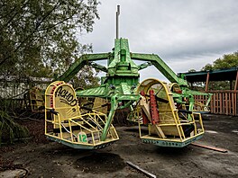Zlom p�i�el a� po letech. Na pozemku za�al vznikat projekt nazvaný Bayou...