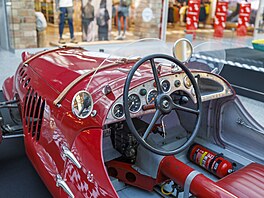 Zahájení výstavy ke 125 let�m historie �koda Motorsport v OC Olympia v Brn� za...