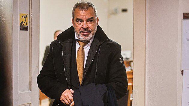 Advokátní komora přerušila kárné řízení s Titzem z bitcoinové kauzy