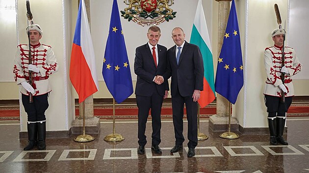 „Absurdní“ Evropa a žádné debaty o euru. Babiš jedná v Bulharsku