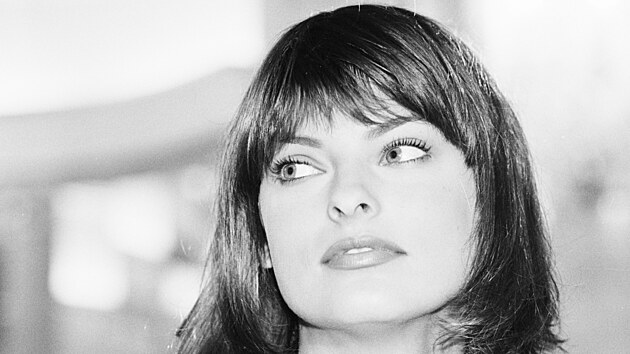 T�sn� p�ed t�ic�tkou � Linda v roce 1994.