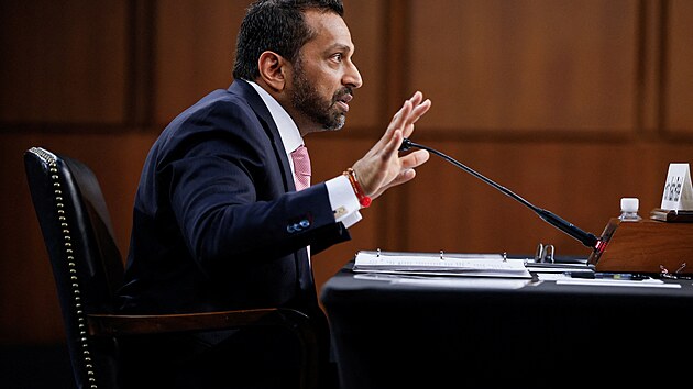 �éf Federálního ú�adu pro vy�et�ování (FBI) Kash Patel vypovídá na sly�ení...