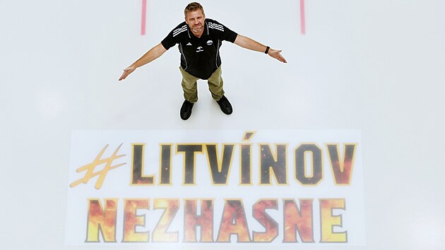 Jan Ptá�ek, provozní mana�er HC Verva Litvínov, bývalý �éf fanou�k� Litvínova.