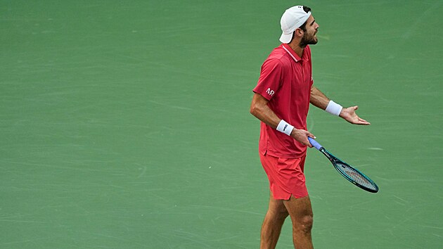 Rusk� tenista Karen Cha�anov v semifin�le US Open