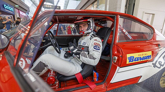 Zahájení výstavy ke 125 let�m historie �koda Motorsport v OC Olympia v Brn� za...