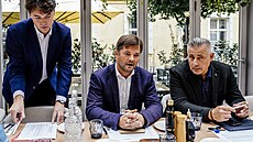Snídan� s noviná�i v Lidovém dom� po�ádaná sociální demokracií. Na snímku...