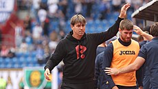 Pardubický trenér Jan Trousil b�hem utkání proti Baníku.