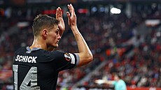 Patrik Schick z Leverkusenu reaguje po st�ídání v utkání s Celje.