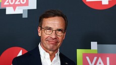 �védský premiér Ulf Kristersson p�ijí�dí do televizní debaty s opozi�ní lídryní...