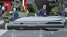 Protitanková st�ela Brimstone je vystavena na stánku spole�nosti MBDA na...