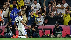 Dominic Calvert-Lewin slaví gól do sít� Newcastlu.