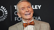 Módní návrhá� Bob Mackie na premié�e dokumentu Bob Mackie: Naked Illusion v Los...