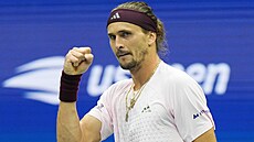 N�mecký tenista Alexander Zverev se hecuje ve finále US Open.
