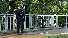 V prost�jovském parku le�el mrtvý mu�. Policie vy�et�uje, zda ne�lo o násilnou...