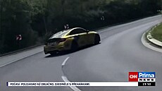 �idi� p�edvád�l smyky v ústeckých serpentinách