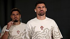 Ruben Neves musel �elit ostudným pok�ik�m na adresu svého zesnulého kamaráda...