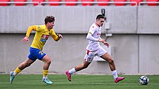 Lucas Demitra je synem slavného Pavola Demitry, zesnulého hokejisty.