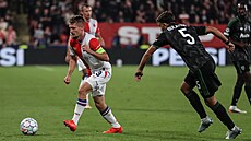 Kapitán pra�ské Slavie v prvním leto�ním klání Ligy Mistr�.