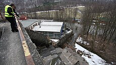Weisshuhn�v kanál a elektrárna