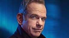 Charismatický �ansoniér GAROU se vrací do Prahy .