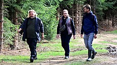 Zástupci ministerstva obrany, armády, ministerstva �ivotního prost�edí a...