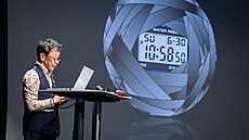 Otec hodinek Casio G-Shock Kikuo Ibe na setkání s noviná�i a fanou�ky v Praze