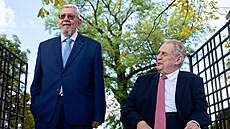 Exprezident Milo� Zeman p�i�el uctít památku 89. výro�í úmrtí prvního...