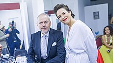 Pohled do zákulisí a p�íprav na StarDance: Generálka probíhá ka�dou sobotu p�ed sout�ním ve�erem. Ú�astníci nejsou nalí�ení a u�esaní a moderáto�i mohou mimo kamery popustit uzdu fantazii