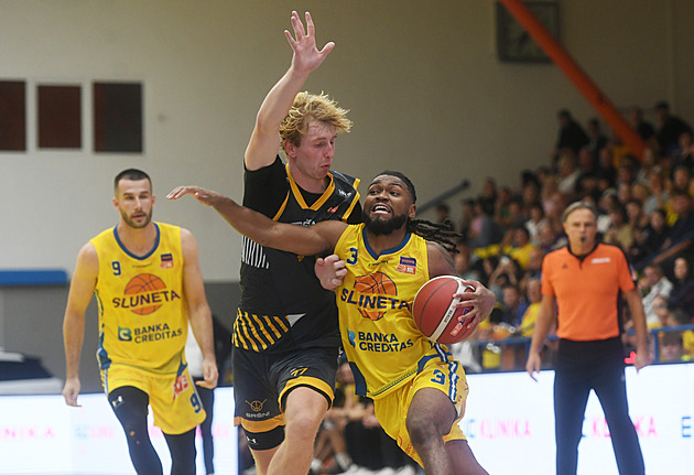 Náš nejošklivější basket, naříkal vítězný Písek. Ústí chce hrát líp: Porodní bolesti