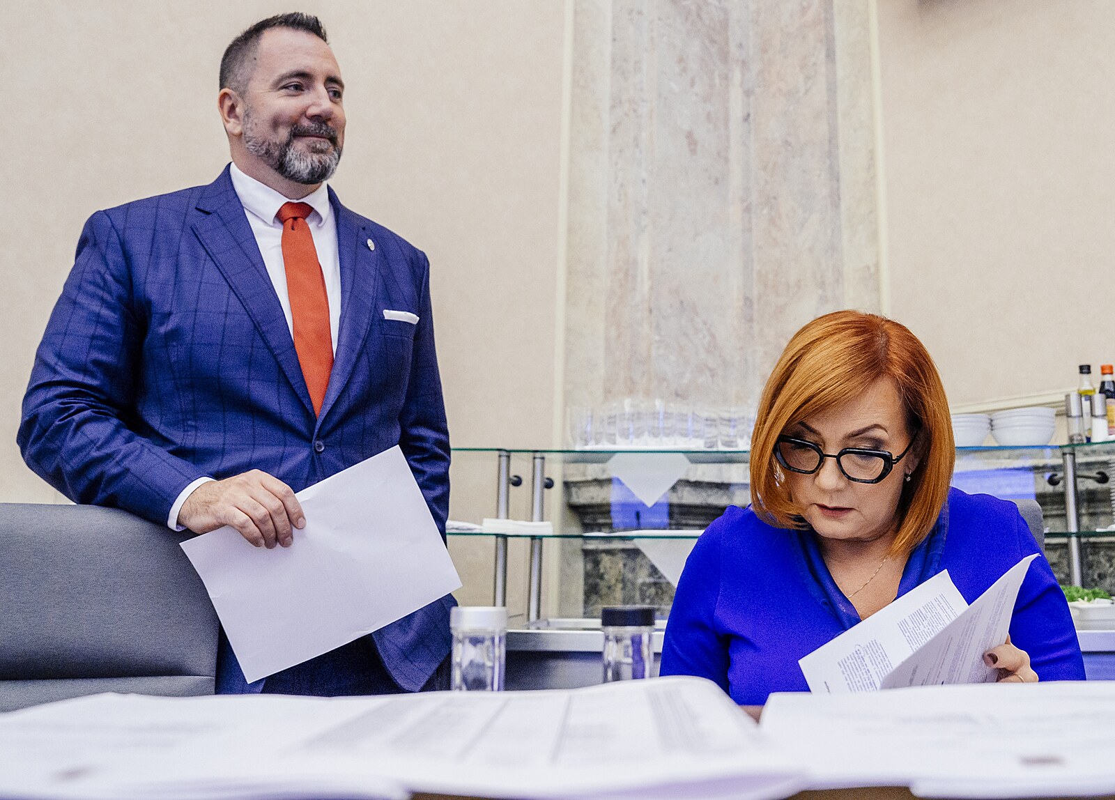Vláda od října zavádí regulaci cen pohonných hmot, oznámila Schillerová