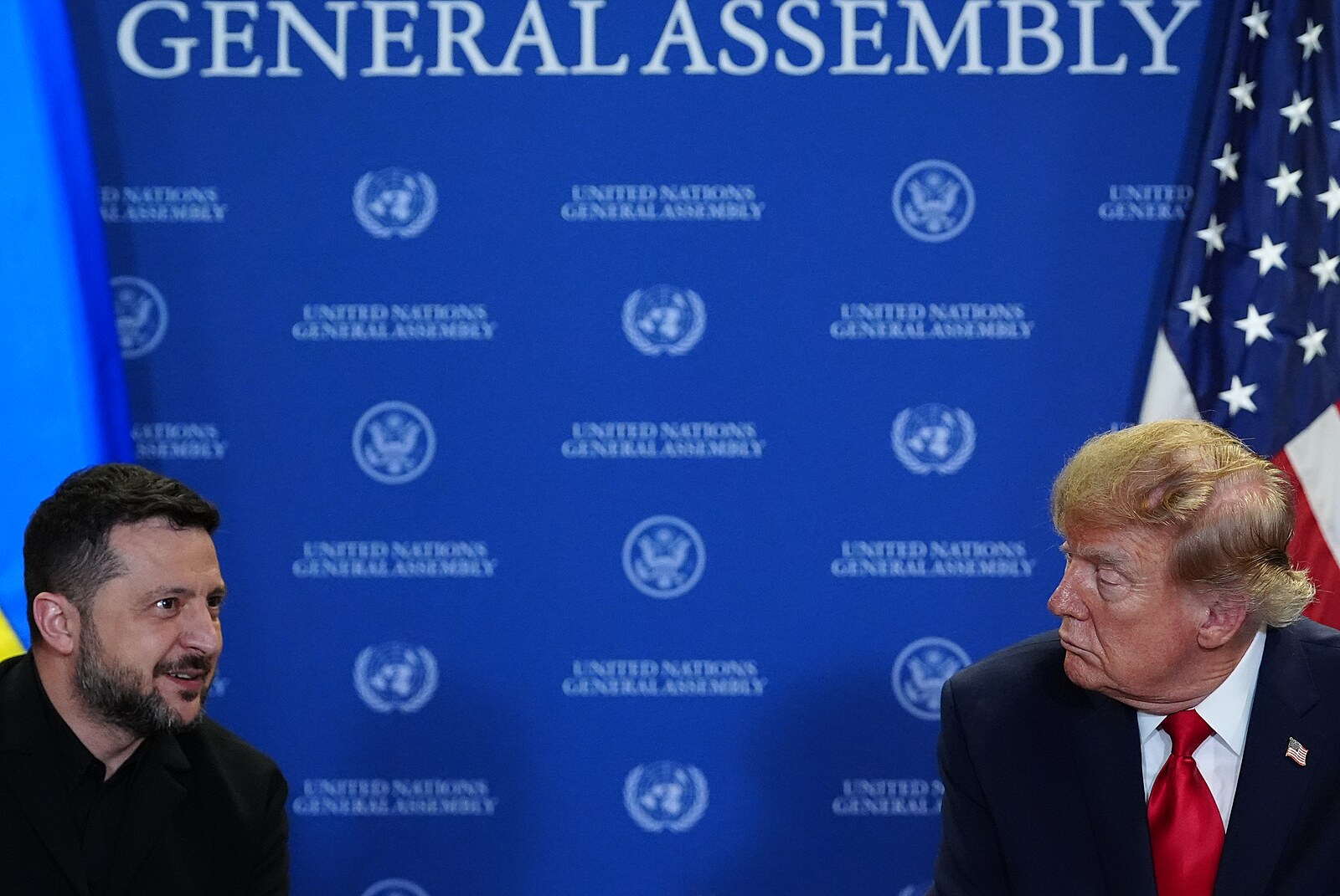 Trump tlačí na Zelenského. Chci, aby se ještě před zimou dohodl s Putinem, řekl
