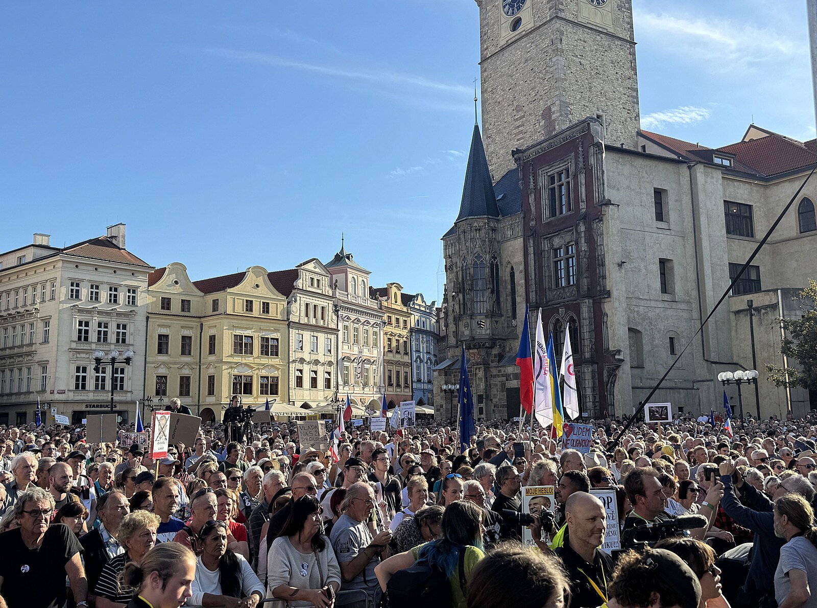 Minář říká, co chce a kde chce. To je Charta? Přepjaté příměry víc škodí, než prospívají | Názory