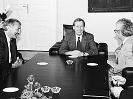 Václav Havel, Vladimír Petrus, Richard Falbr. Setkání a jednání. Pra�ský hrad....