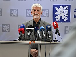 Briefing prezidenta Petra Pavla p�ed odletem do USA na Valné shromá�d�ní OSN....
