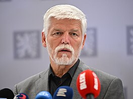 Briefing prezidenta Petra Pavla p�ed odletem do USA na Valné shromá�d�ní OSN...
