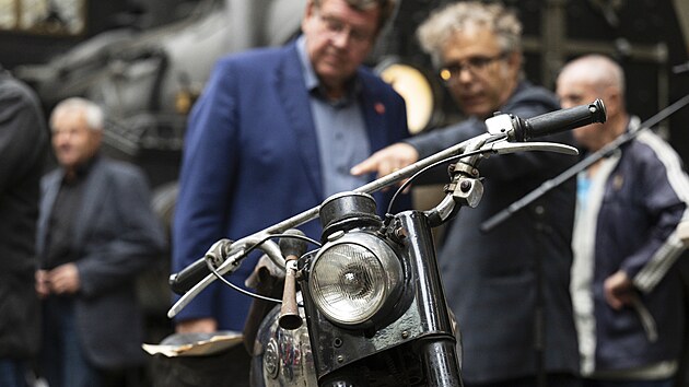 Slavnostn� p�ed�n� z�vodn�ho motocyklu �Z 125 Miloslava Sou�ka do sb�rky N�rodn�ho technick�ho muzea, 22. z��� 2026, Praha.