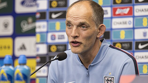 N�mecký trenér anglického národního mu�stva Thomas Tuchel na tiskové konferenci...
