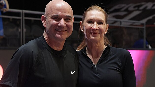 Steffi Grafov� a Andre Agassi p�i pickleballu (2025)