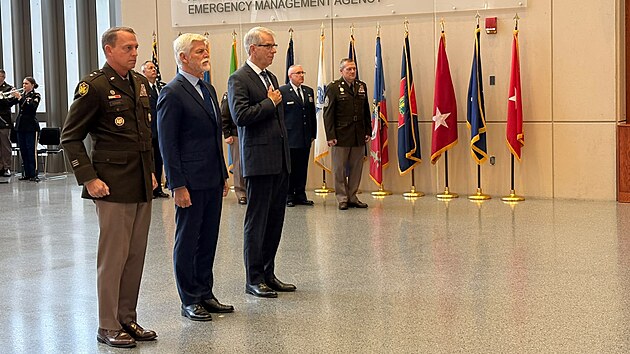 Pavel završuje pracovní cestu po USA v Nebrasce. Dostal dýmku míru