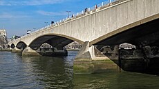Londýnský most Waterloo bude muset být do t�í a� �ty� let uzav�en, pokud...