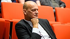 Volba nového rektora Univerzity Tomá�e Bati ve Zlín�. Na dal�í �ty�i roky se...