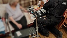 Tla�ítko, které m��e zachránit �ivot. V Pardubicích je zájemc� víc ne�...