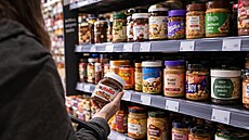 Velké srovnání o�í�kových pomazánek: Nutella zdaleka není nejdra��í, n�které...