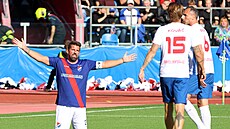 Milan Baro� - to je p�ece penalta... A byla.
